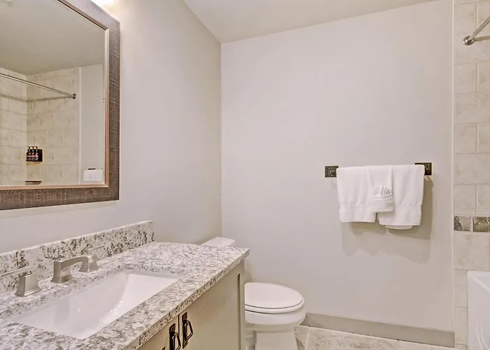Pp327 Passage Point Apartment